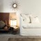 canape-boho-maison-de-vacances-lin-blanc